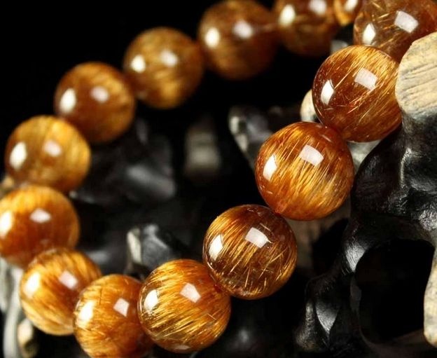 买水晶什么颜色的好,买水晶要看价位吗