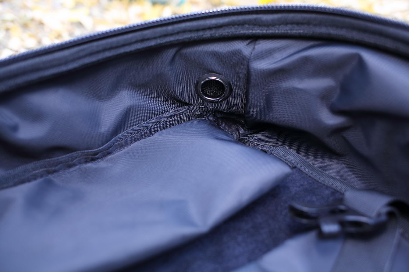 包行天下NITECOREBP25大容量双肩包