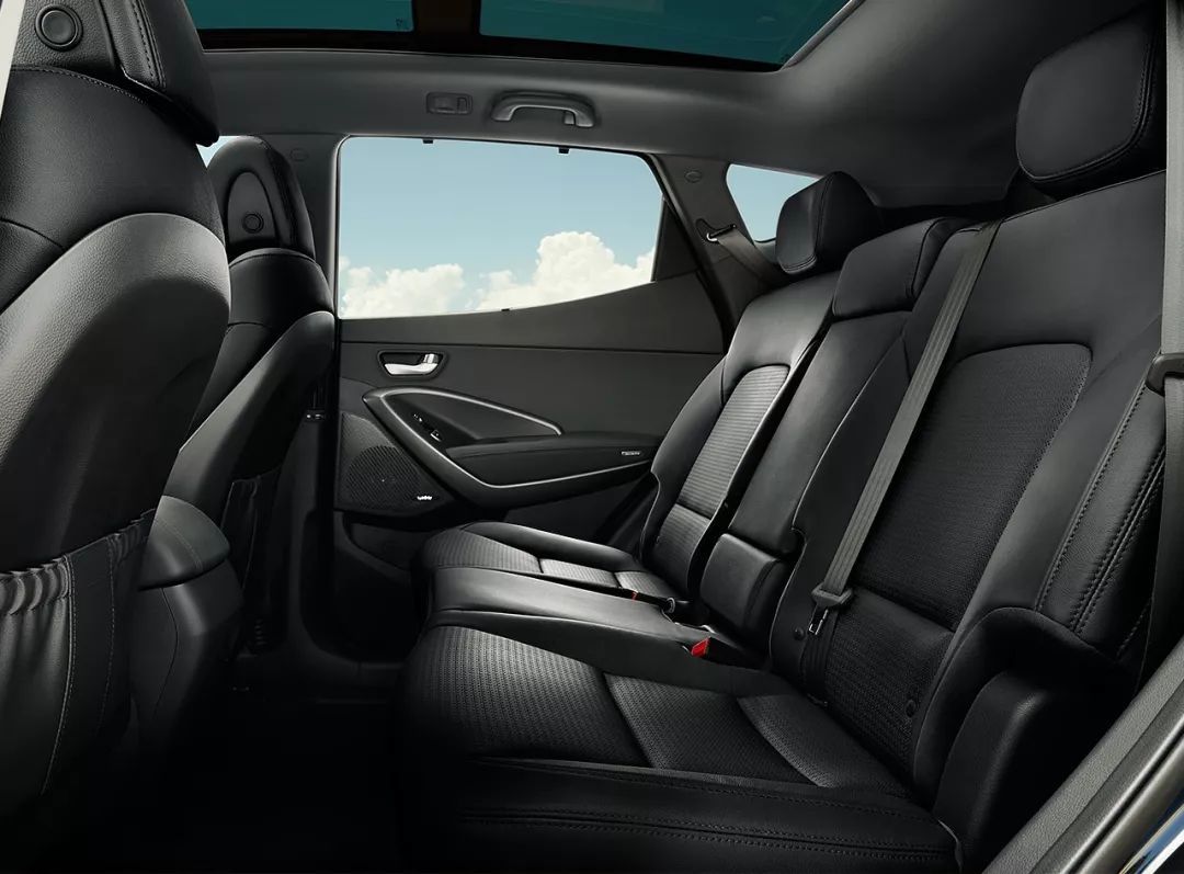 能装能跑，家用靠谱！深入体验之后这款车让我刮目相看