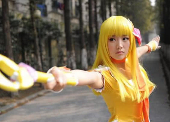 巴啦啦小魔仙严莉莉被忽视,巴啦啦小魔仙严莉莉可怜镜头