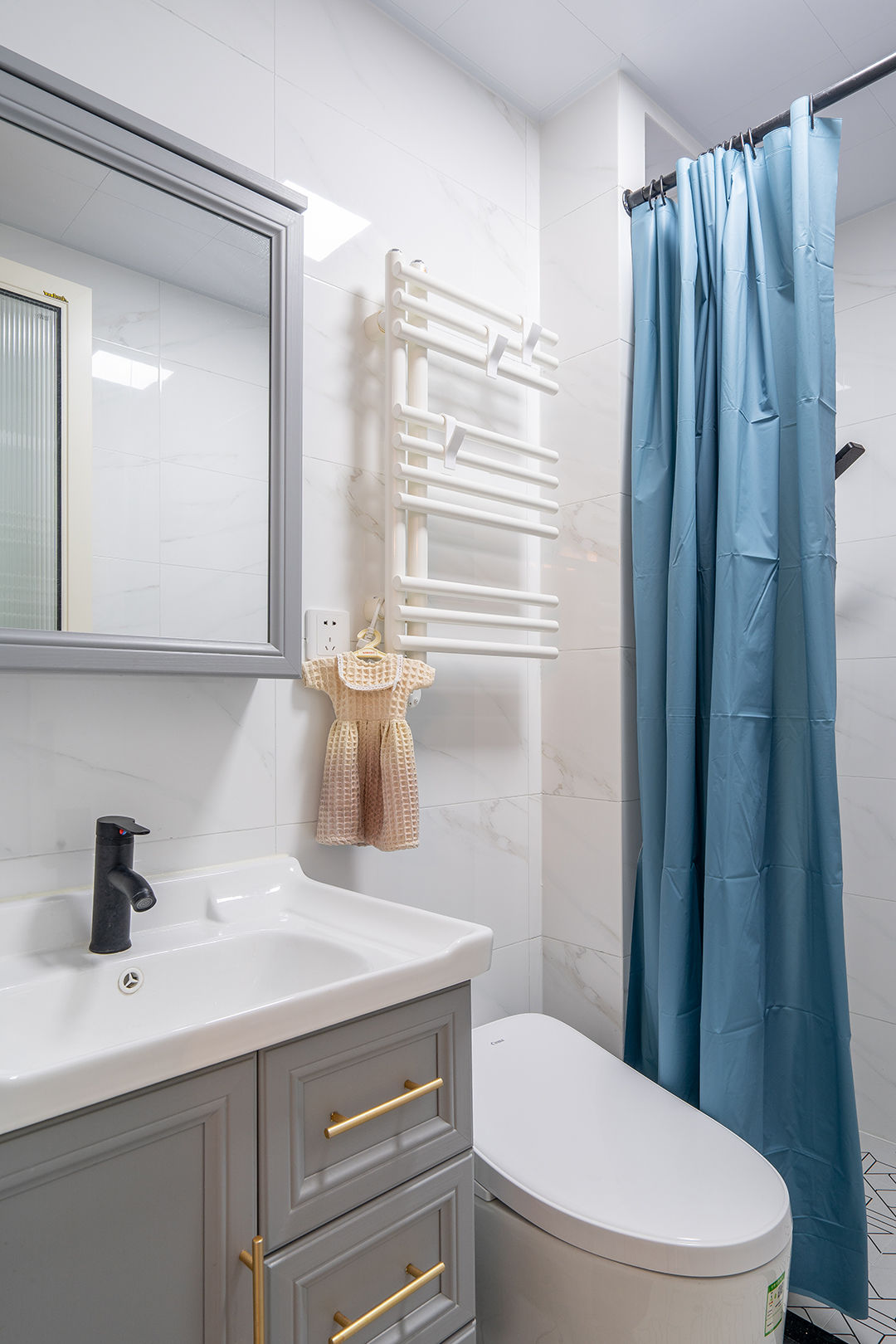 65平方二房一厅轻奢风格,70平两室一厅简装攻略