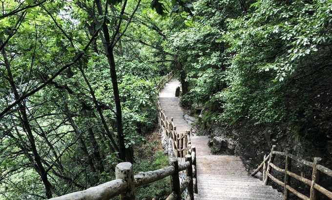 长白山山顶网红咖啡厅,妙峰山玫瑰谷巧遇网红咖啡