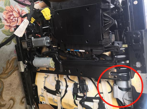 保时捷卡宴座椅不舒服,保时捷卡宴的按摩座椅怎么调