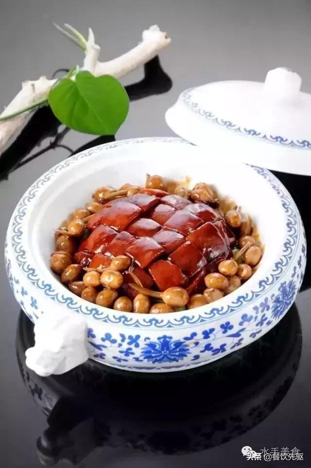 如何成为一名合格的厨师,怎样成为一名优秀厨师