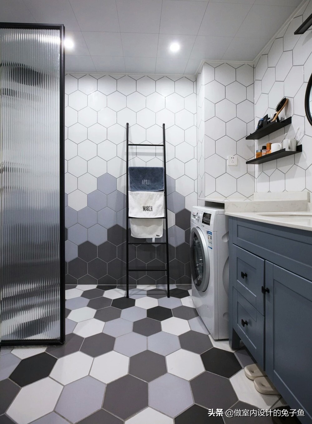 2.5平方小卫生间如何装修设计,怎样装修二楼卫生间