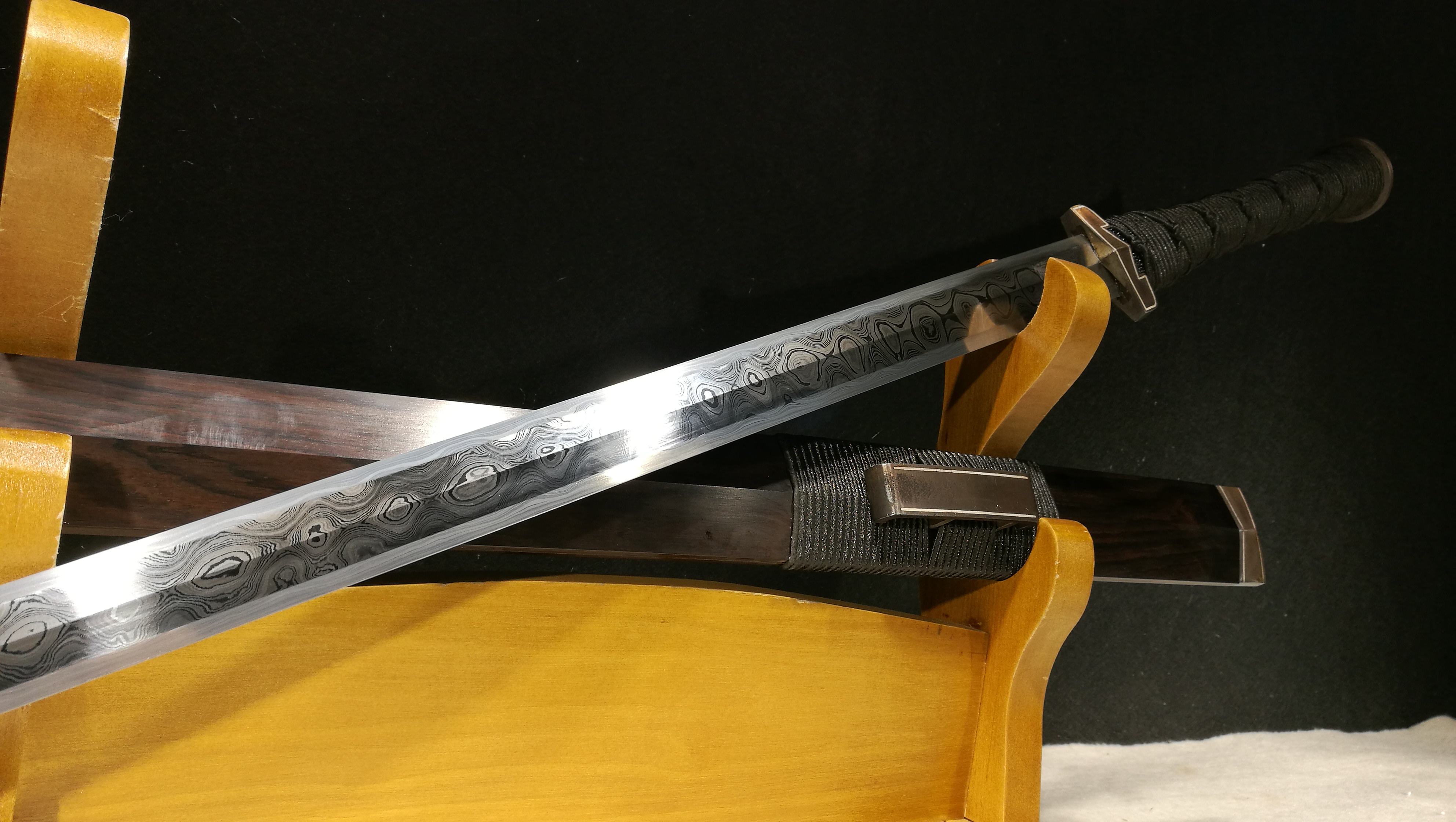 削铁如泥刀剑效果怎么样,唯一没有断代过的刀剑制作