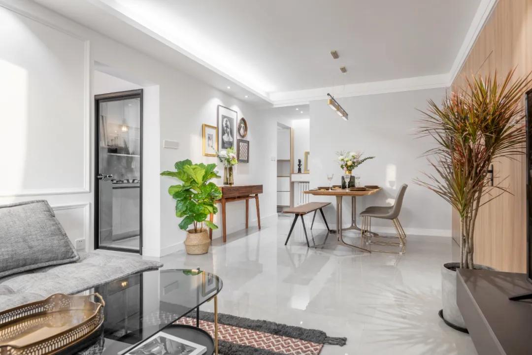 北漂80后夫妻花400万买房打扫卫生,奋斗十年买的房子50平米