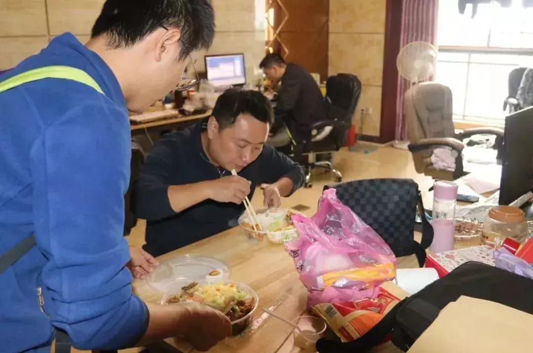 特大网络赌博团伙覆灭案例,警方摧毁跨省网络赌博犯罪团伙