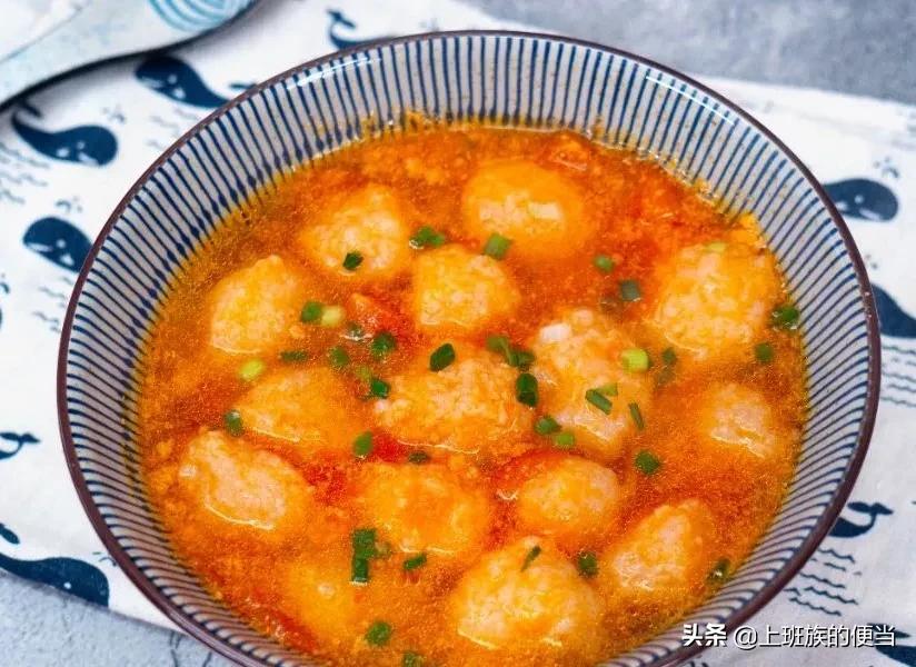 虾滑应该如何做好吃呢视频,酸甜番茄虾滑汤的做法