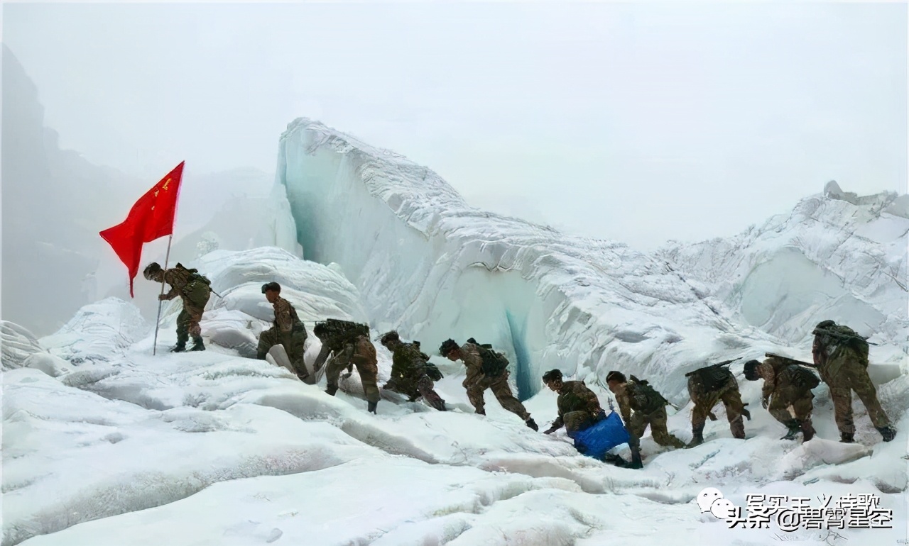让我坐在一首诗的字里行间，抱紧你银杏树上是发黄的叶片