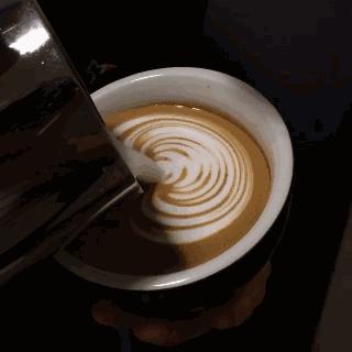 成为一名咖啡师需要具备哪些条件,成为一个咖啡师要多久