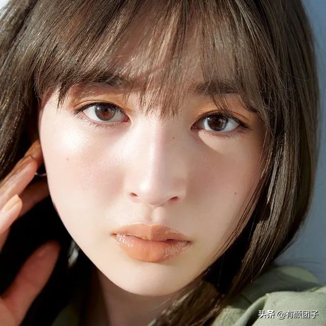 唇蜜10元以下,七块钱的唇蜜好用吗