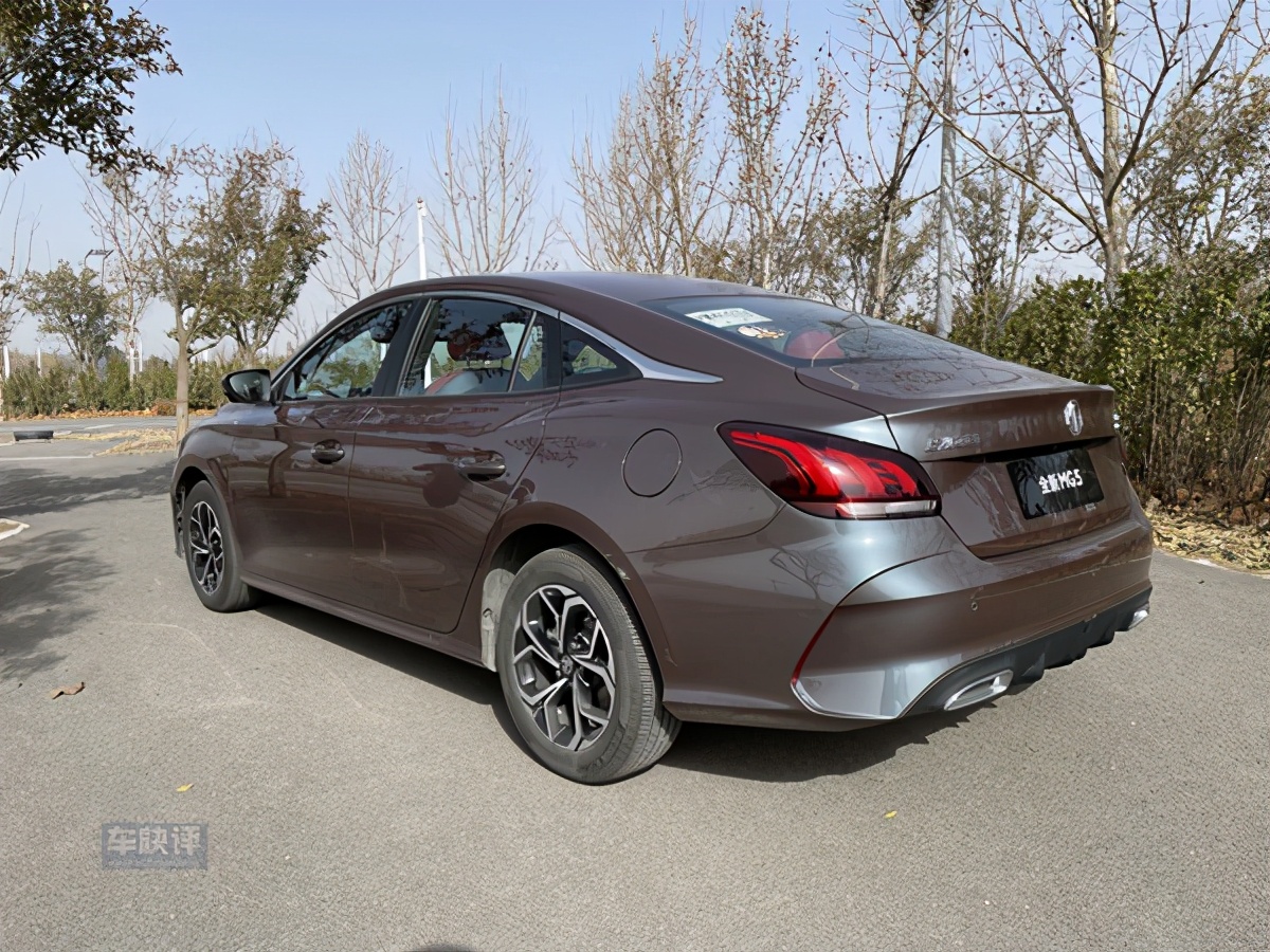 2022名爵mg5试驾灰色,试驾mg52022款