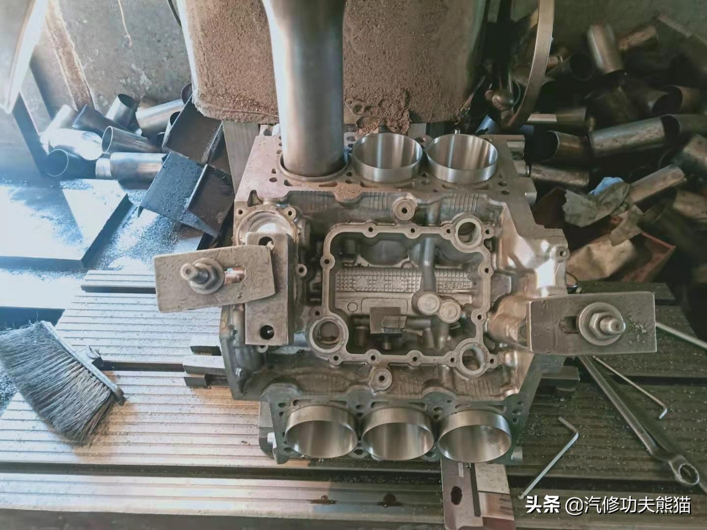 只因修烧机油却被人修到残废！4S拒修！一台奥迪Q7的重生路