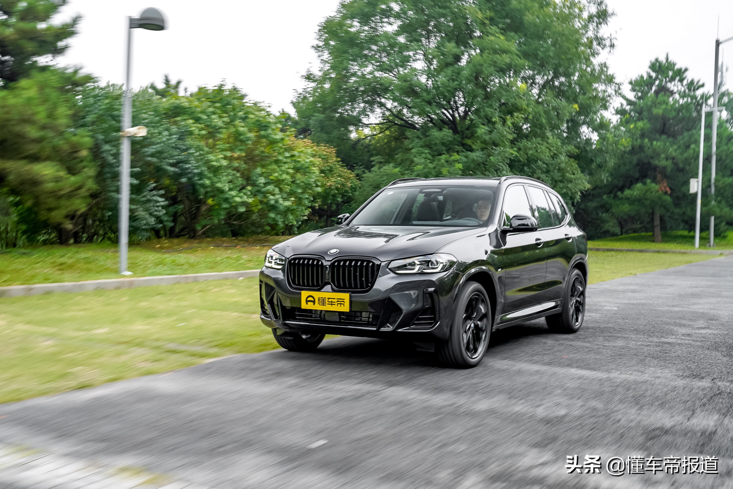 宝马x3新款2022款和奔驰glc300l,2019款全新宝马x3媒体试驾