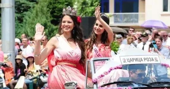 鍥藉淇濆姞鍒╀簹,淇濆姞鍒╀簹鐜懓鏁呬簨