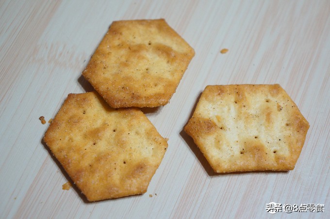 推荐几款好吃的零食薯片,好吃的薯片零食都有哪些