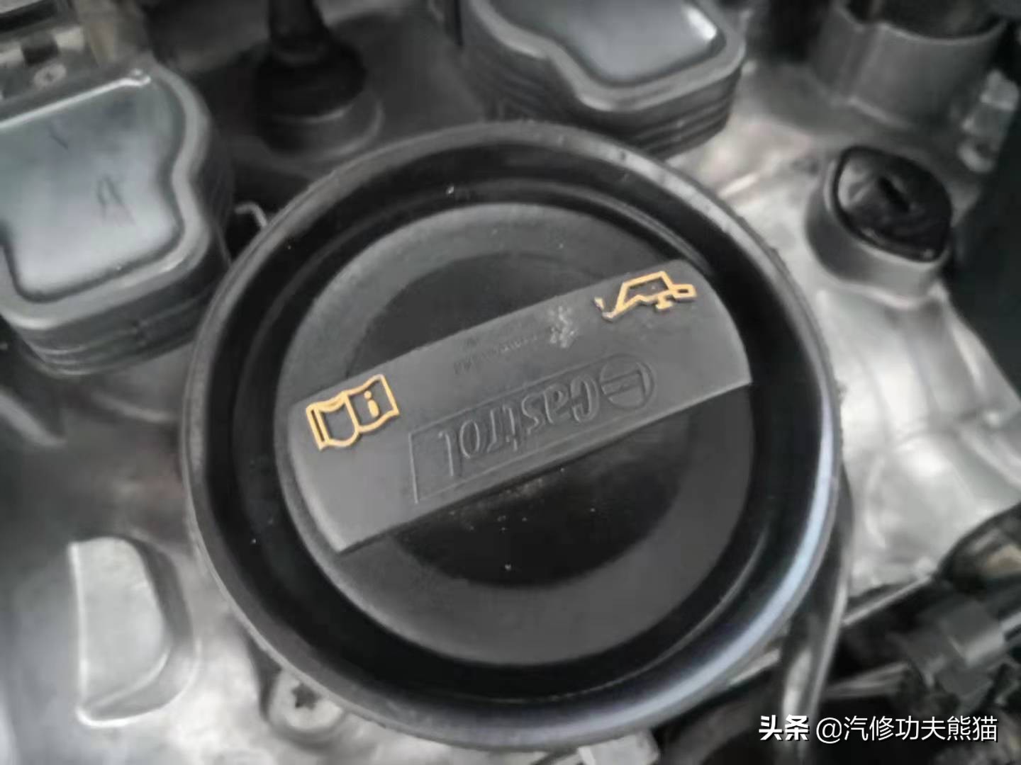 进口迈腾旅行版哪一款不烧机油,14年大众迈腾旅行版进口驾驶感受