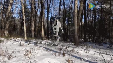 扫地机器人的工作原理是什么,机器人转向系统工作原理