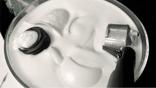 刚买来的牛仔裤能不能用洗衣机洗,新买的内裤能用洗衣机洗吗