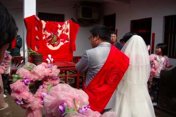 农村出行、动土、结婚都要选“黄道吉日”，到底是为什么意思？