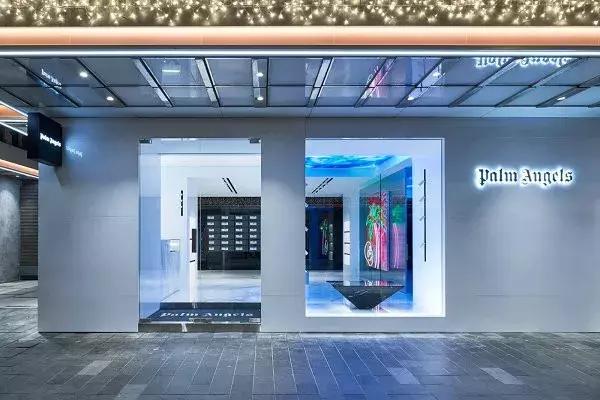 50家专营店,50家港澳台零售店