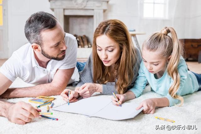 3岁男童鞠躬的照片火了！礼数的传承，便是最好的家教
