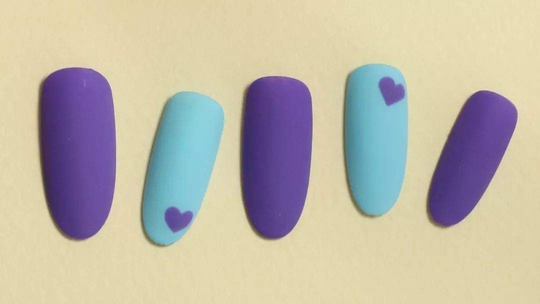 秋冬美甲小红书,美甲推荐中款ins