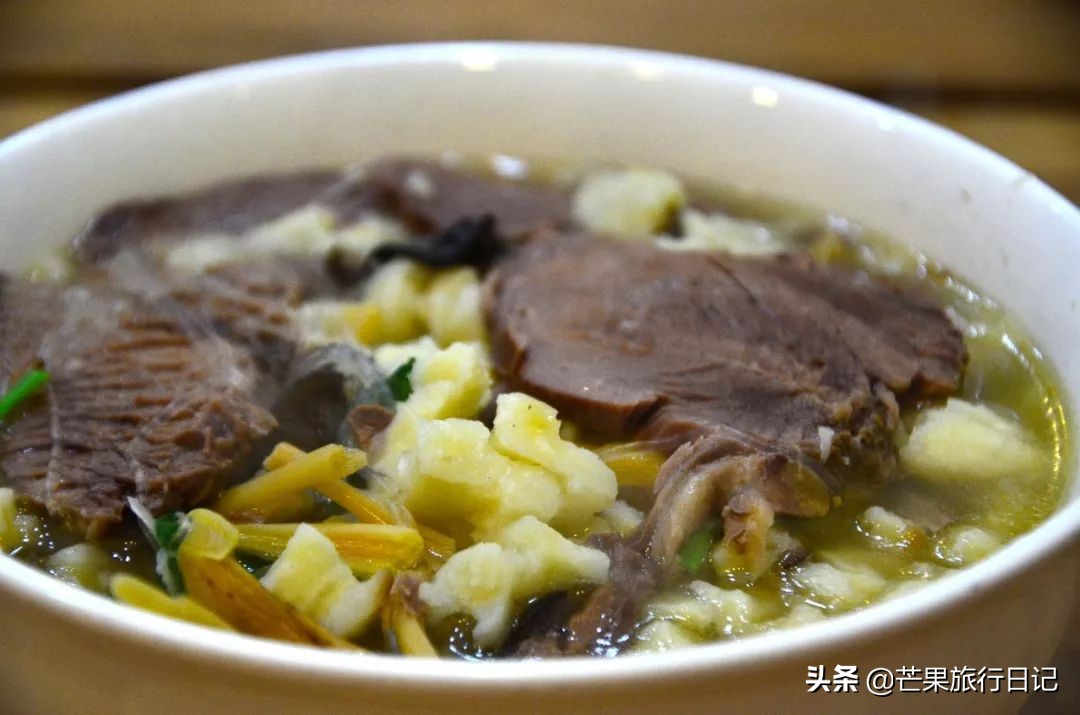 西安回民街真的清真吗,西安回民街和回民街的区别