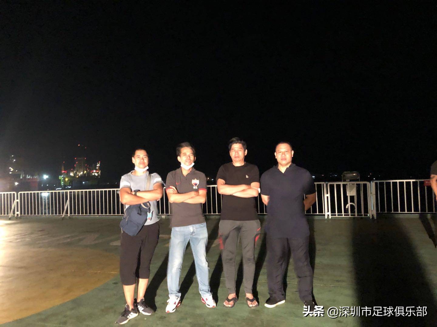 大连远征,深足飞往客场