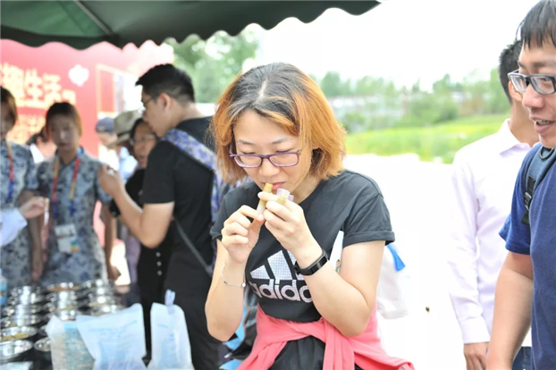 “本草趣生活”广安门医院传统中药手作课系列体验活动