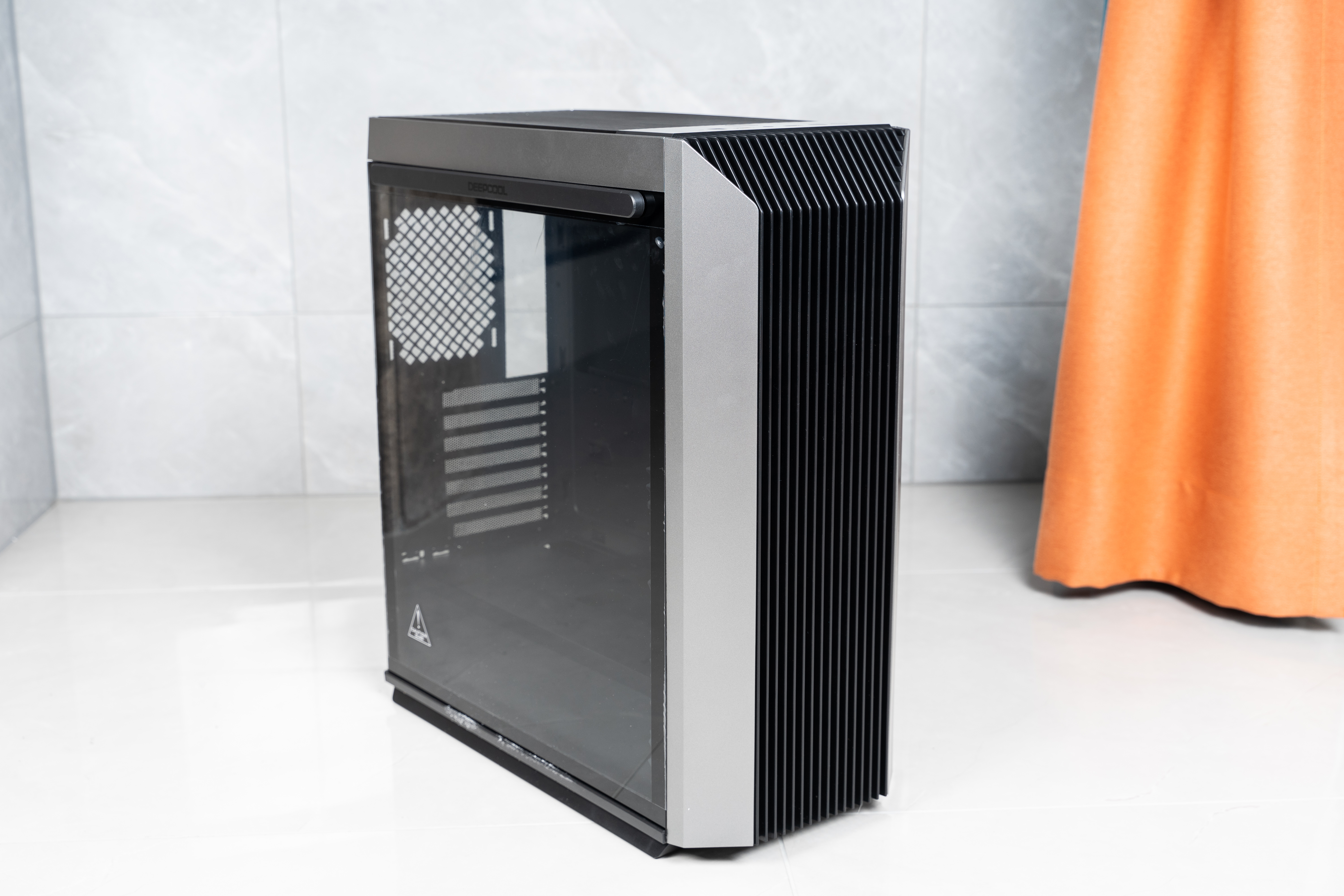 无显卡主机可以装显卡吗,无显卡主机自己怎么装显卡