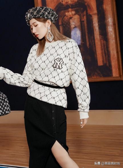 孟美岐美貌正用到了实处,穿搭“普通格子服”360度的美恰到好处