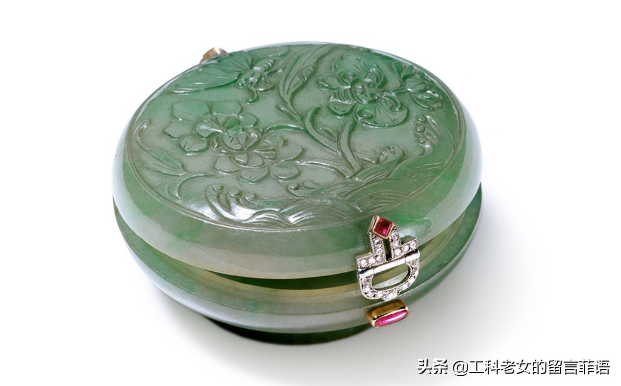 翡翠和卡地亚的区别 (木那翡翠和莫西翡翠哪个好)