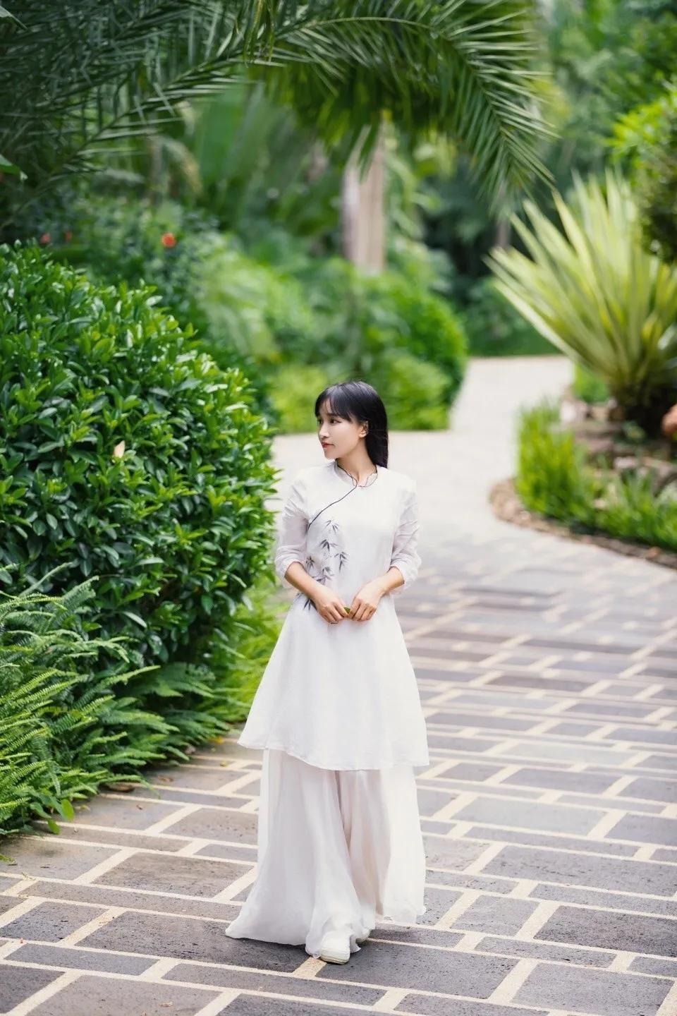 李子柒螺蛳粉控股人是谁,李子柒螺蛳粉的老板是谁