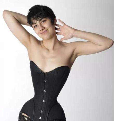 漏尿与内脏下垂,漏尿先天畸形