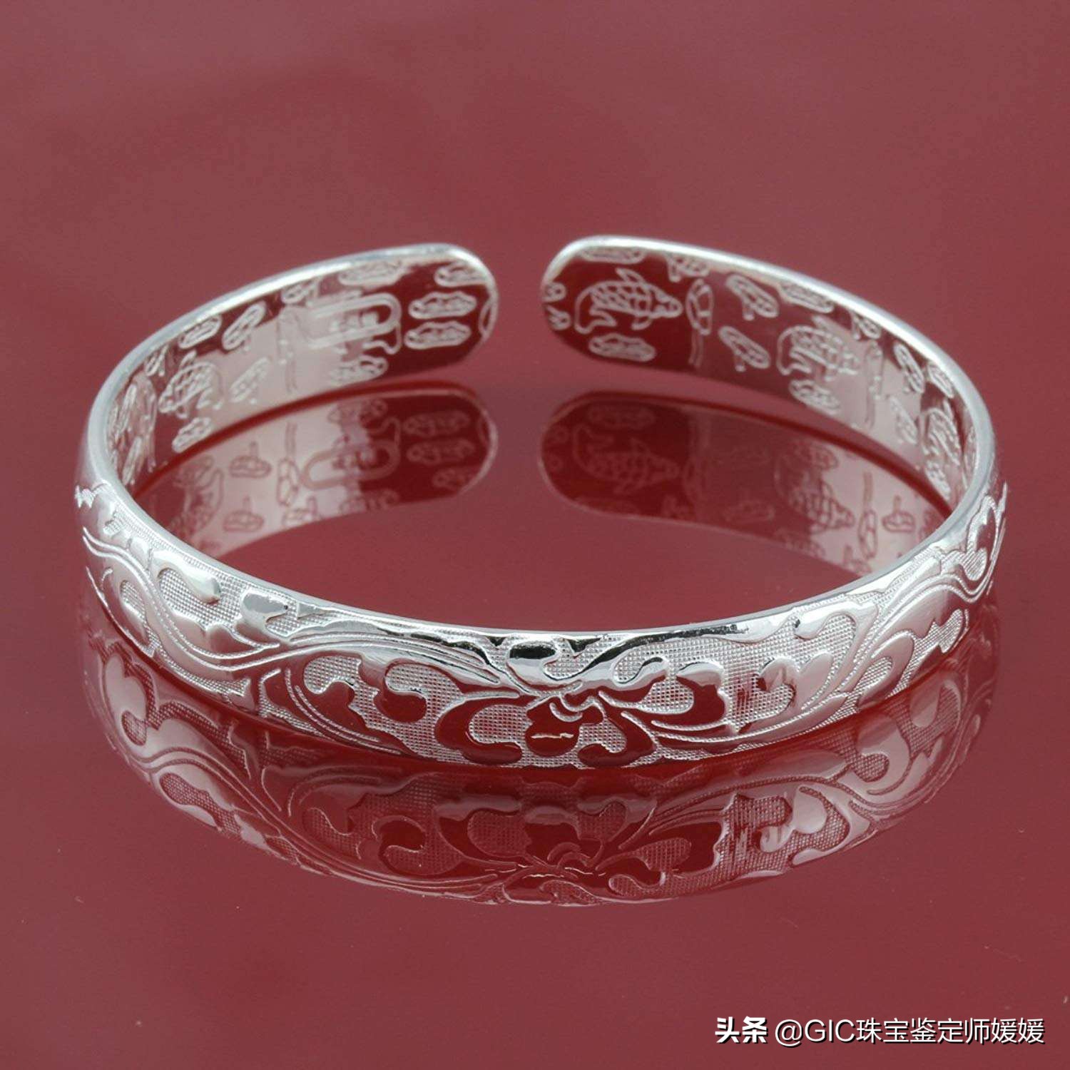 银首饰变黑了用锡纸怎么洗,银首饰变色了怎么清洗