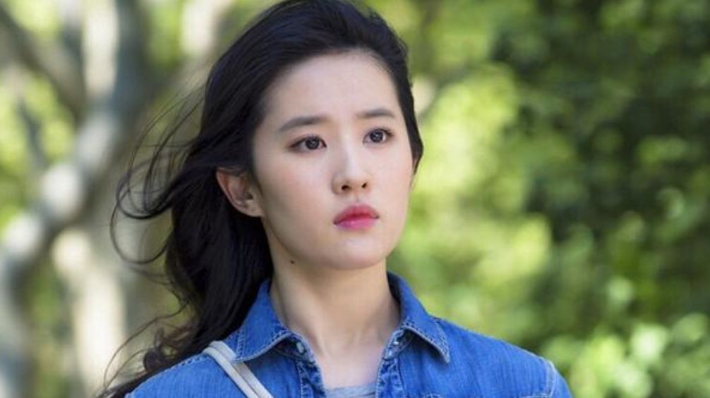 刘亦菲花木兰主题曲中日版,刘亦菲花木兰主题曲