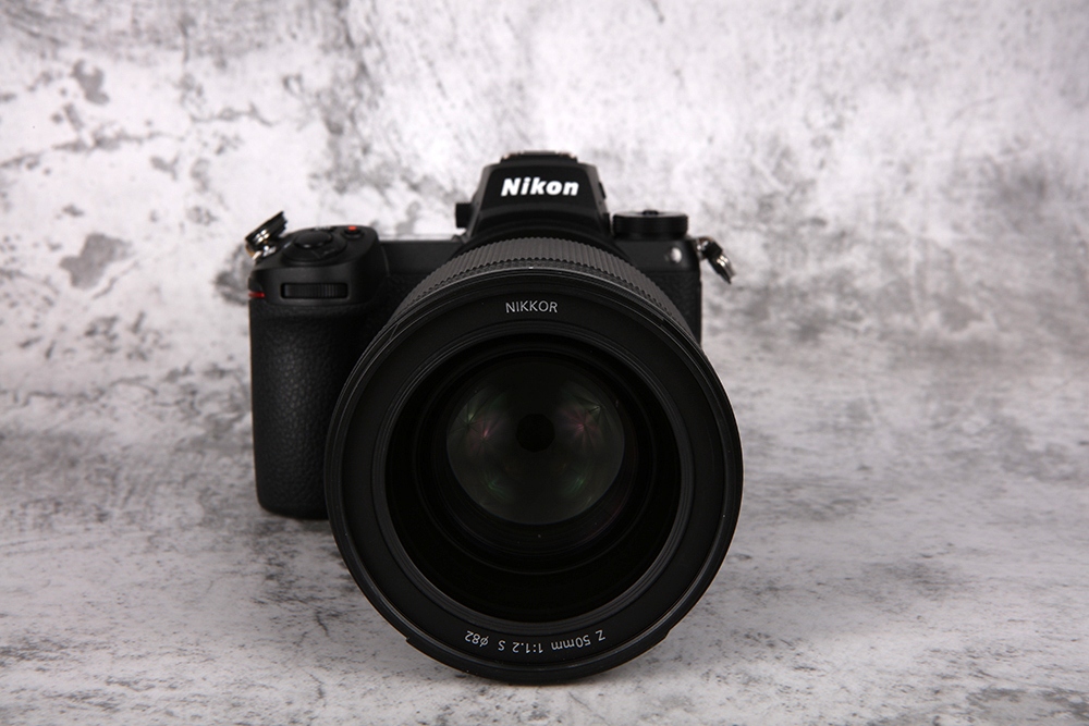尼康新发售z50mmf1.2s镜头,尼康超大镜头