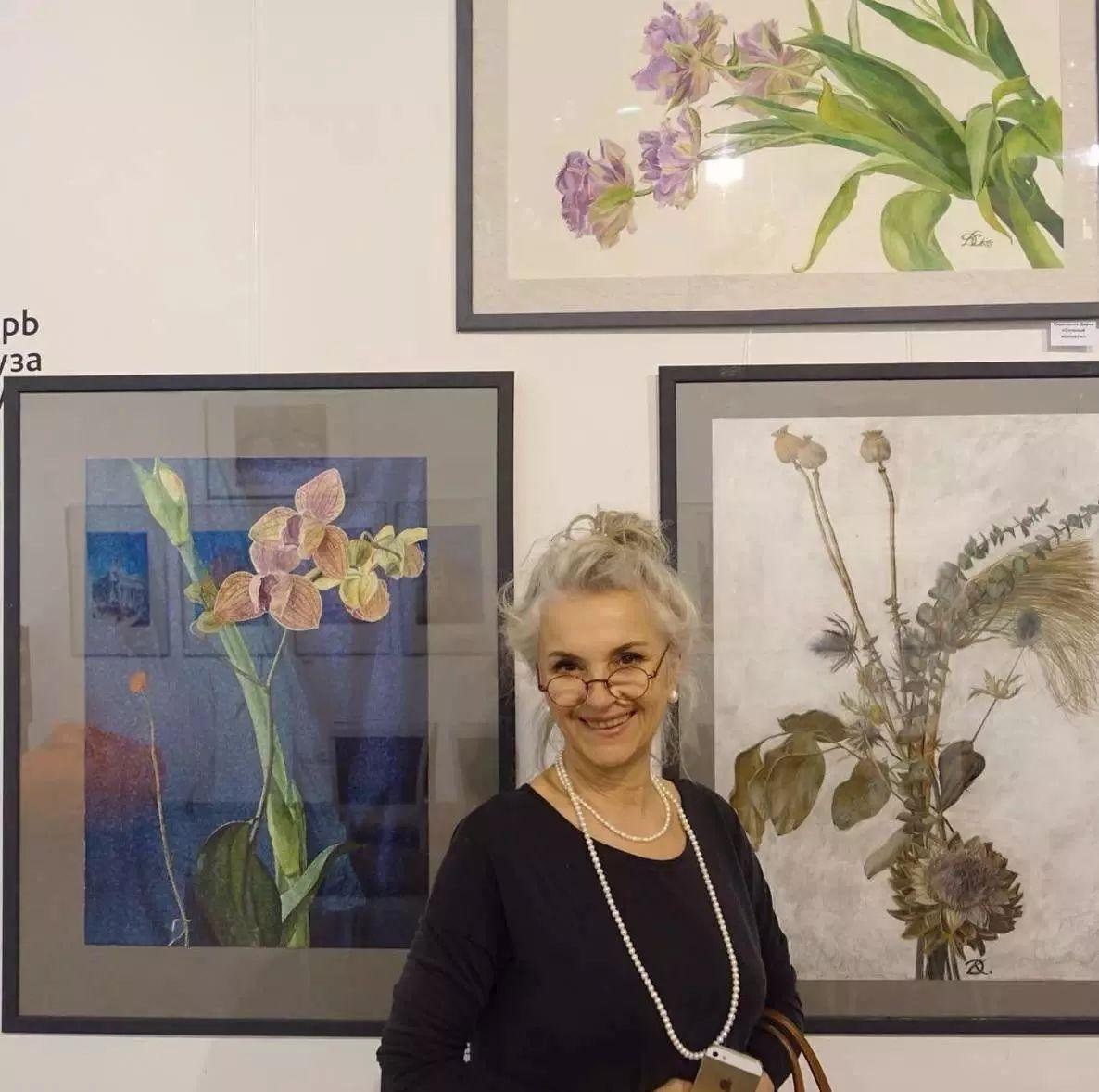 50岁身材超好的瑜伽女人,50岁女人成熟身材瑜伽