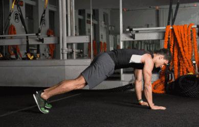 如何一个动作练15天练出腹肌,8个动作10天出八块腹肌