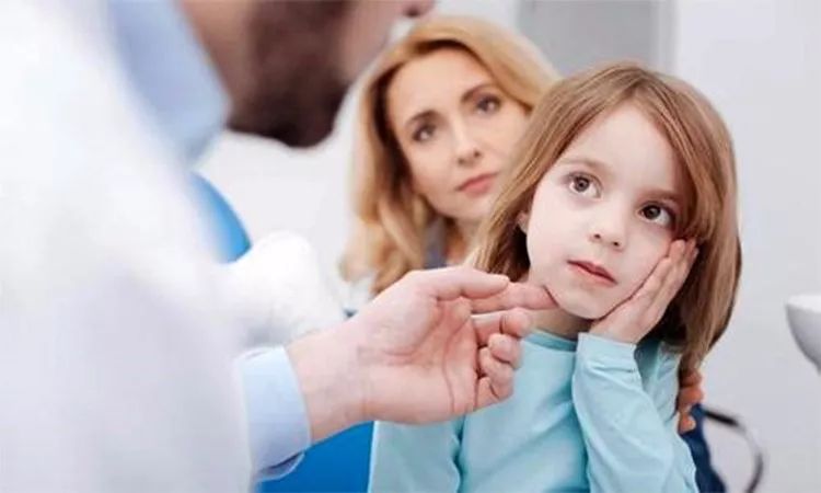 孩子突然脸肿是怎么回事,脸肿脸热是什么情况