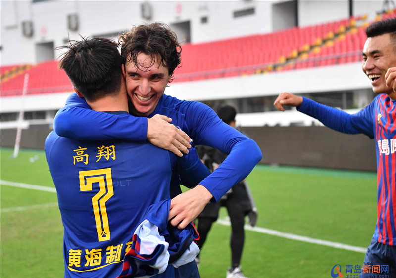 黄海黄海我爱你就像老鼠爱大米!网友本网盖500楼评论为球队请功!你啥建议?