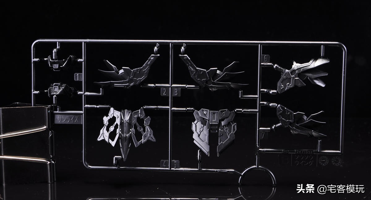 万代三国创杰传曹操飞翼,三国创杰传天霸曹操飞翼高达开箱