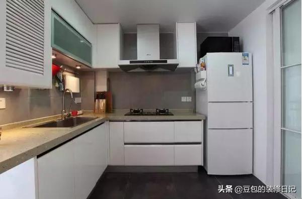 装修房子冰箱一般放哪里好,新房装修冰箱放哪