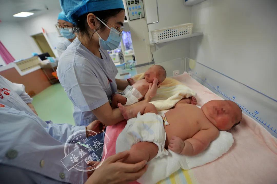 高龄产妇顺产诞下男婴,产妇顺产诞下九斤男宝