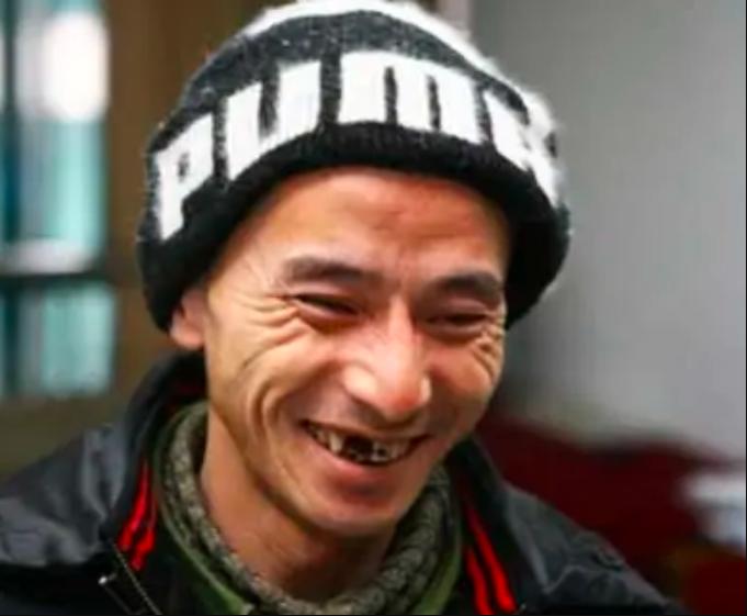 因一张照片一夜爆红的明星,因照片意外走红的人