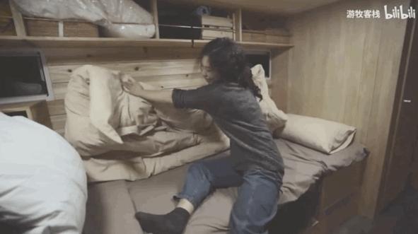 最适合改装的越野房车,三个90后开民宿