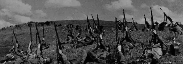 如何用枪把飞机打下,怎么用枪打飞行器