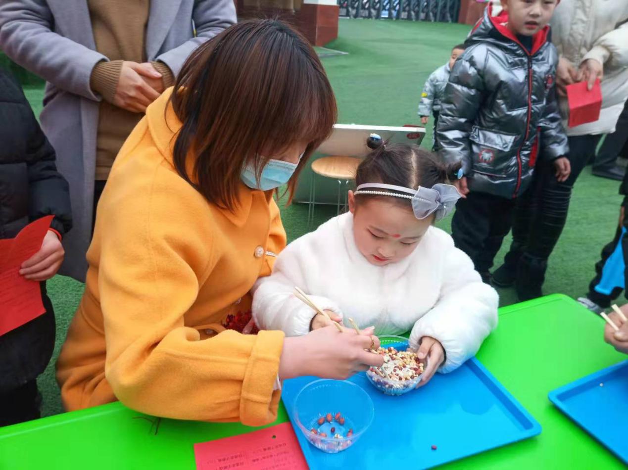 迎新年逛庙会幼儿园活动方案,幼儿园开展迎新年逛庙会活动信息